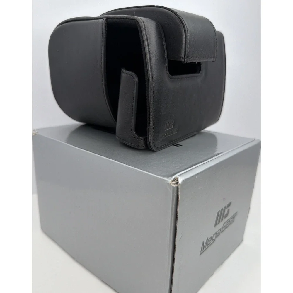 Megagear MG1678 Ever Ready Leather Camera Case -New